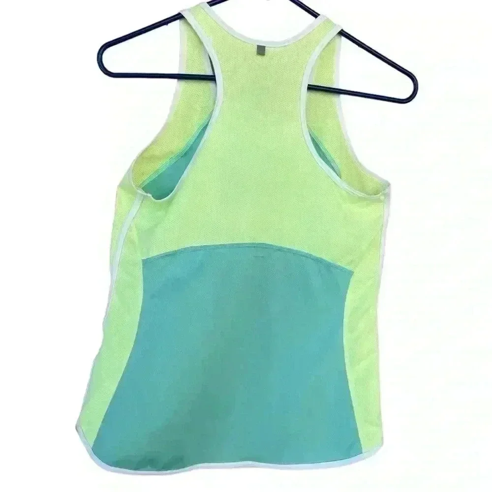 NIKE women’s workout tank top bright yellow and aqua blue size M used no flows